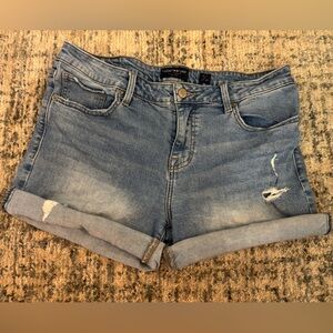 Lucky Brand Light Blue Denim Jeans